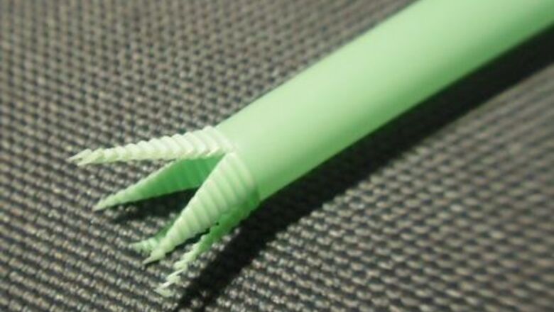 How to Make a Paper Napkin Flower With a Plastic Straw
