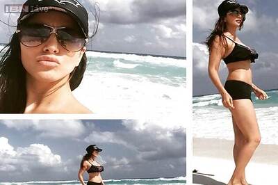 Photos: Sunny Leone looks gorgeous in a black swimsuit as she hits the beach in Cancun with Daniel Weber