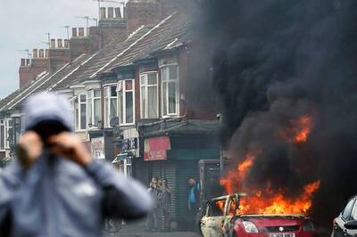 British Govt Calls Emergency 'Cobra Meeting' After Violent Unrest Hits Major Cities