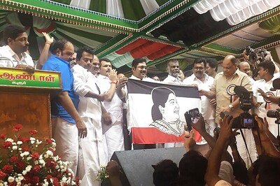 TTV Dinakaran Launches 'Amma Makkal Munnetra Kazhagam' Party; AIADMK Calls Him a 'Mosquito'