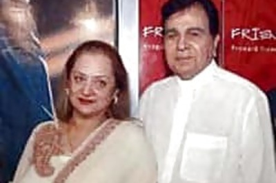 Saira Banu wants Dilip Kumar to act again