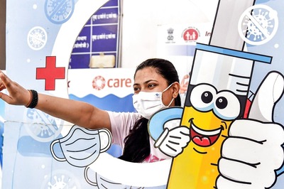 Covid: 9 Months Since 3rd Dose Rollout, Not even 1/4th Adult Population Jabbed; Kerala, Maha Worst Performers