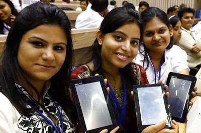 Foreign firms keen to manufacture Aakash 2 in India