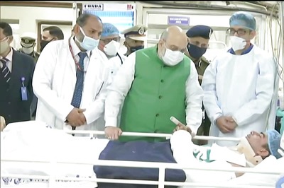 Home Minister Amit Shah Visits Delhi Hospitals to Enquire About Health of Cops Injured in Republic Day Violence