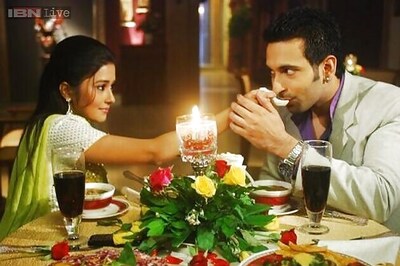 TV stars Shashank Vyas, Tina Dutta plan special New Year's party with family and friends