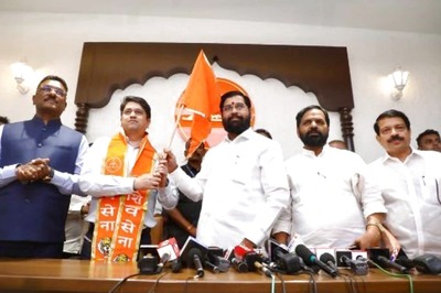 Bhushan Desai, Son of Uddhav Thackeray’s Trusted Aide, Joins Eknath Shinde Camp