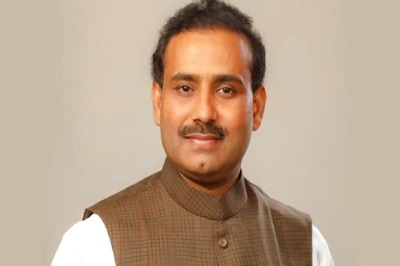Maharashtra Health Minister Among Several Top Politicians Who Tested Positive for Covid-19 in State
