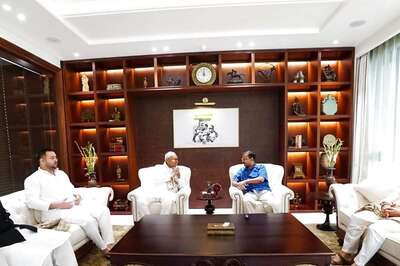 Kejriwal Meets Nitish, Gets Support to Oppose Centre's Ordinance; To Meet Mamata, Pawar Next