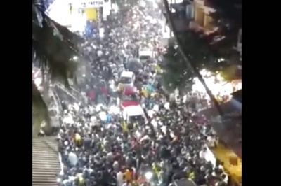 New Year, Old Habits: Viral Video of Packed Goa Beach Amid Covid Surge, Omicron Threat Adds to Worries