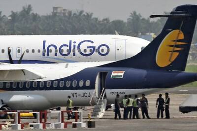 Flight Tickets at Only Rs 999 Up for Grabs This Valentine's Day; Indigo, AirAsia Offering Massive Discounts