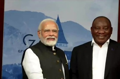 PM Modi Speaks to South African President Ramaphosa, Reviews Progress in Bilateral Ties