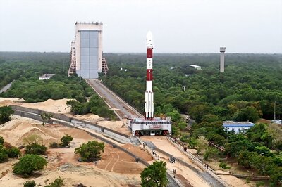 Pranab, Modi, Union Ministers Greet ISRO on Historical Launch