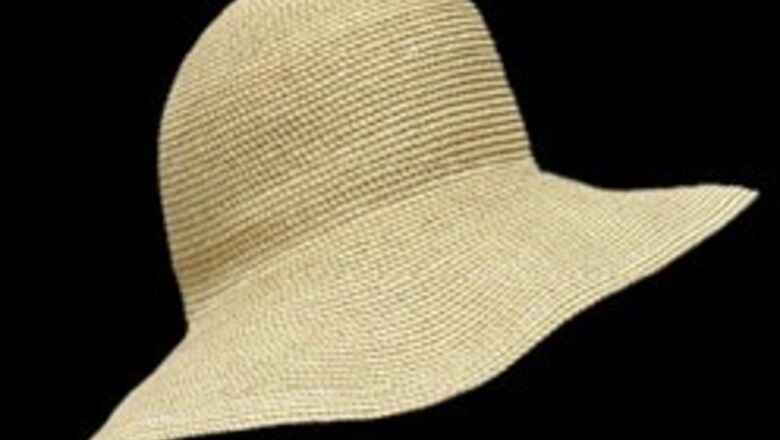Man hasn't taken off hat in 65 yrs!