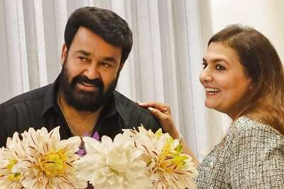 Mohanlal Surprises Wife Suchitra With Flowers And A Cute Note On Anniversary