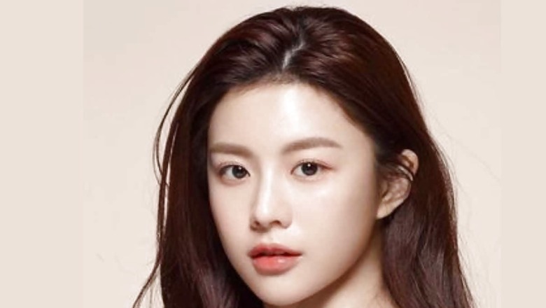 Go Yoon Jung To Play Female Lead In Hospital Playlist Spinoff? Find Out