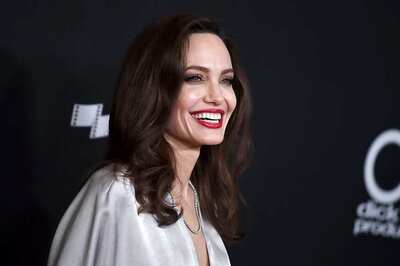 Angelina Jolie Became Actor to Pay her Mother's Bills