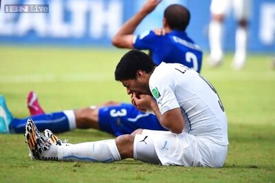 World Cup 2014: Suarez prepares defence after biting accusations