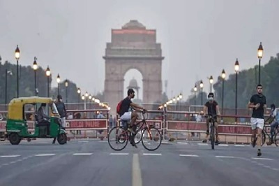 Delhi Experiences Humid Morning; Minimum Temperature 25.1 Degrees