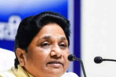 I-Day Celebrations Would've Been Better if People Were Free from Inflation, 'Fatal' Poverty: Mayawati