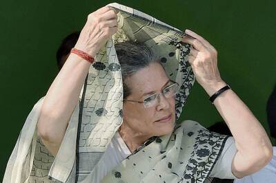 Kerala Contractor Sends Legal Notice to Sonia for Non Payment of Dues