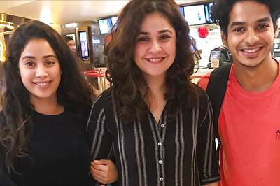 Sridevi's Daughter Jhanvi Kapoor, Shahid Kapoor's Brother Ishaan Khatter Watch Secret Superstar Together; Bump into Meher Vij at Cinema Hall