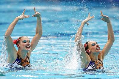 Olympics: Natalia, Svetlana win gold for Russia