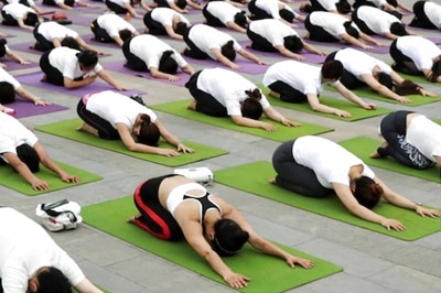Israelis Celebrate International Yoga Day With Renewed Cheer