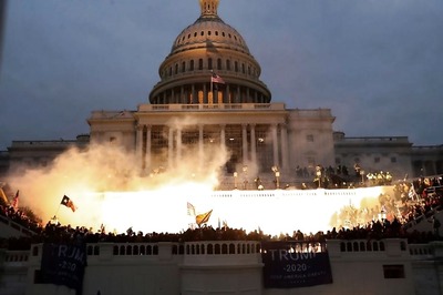 Why Did Nobody Protect the US Capitol? Police Draw Severe Criticism as 4 Dead in Attack by Pro-Trump Mob