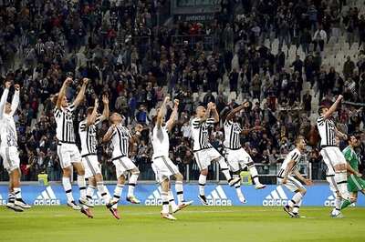 Juventus Close in on Title, Totti Scores Late Brace in Roma win