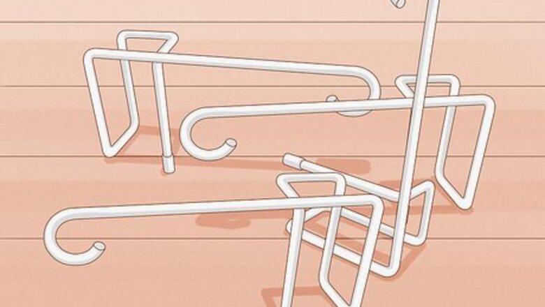 How to Grow Vines on a Fence