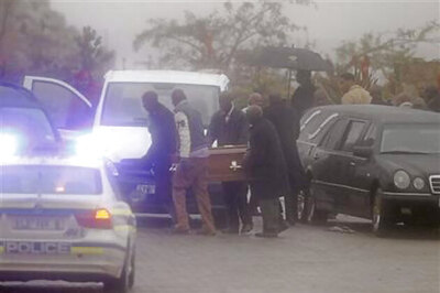 Don't besmirch Mandela's name, overcome differences: Desmond Tutu appeals to family