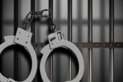 Inspired By Web Series, 3 UP Boys Attempt to Loot Jewellery Shop