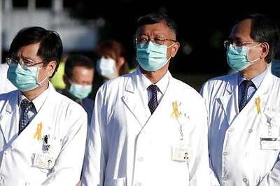 Symbolic last trip for Taiwan's 'Mr Democracy' before cremation