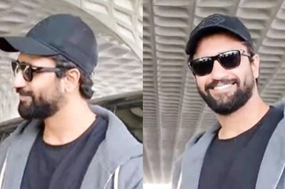 Vicky Kaushal All Smiles as Paparazzi Congratulates Him on His Marriage to Katrina Kaif