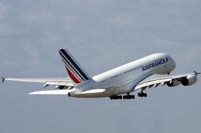 Air France A380 Makes Emergency Landing with Damaged Engine in Canada