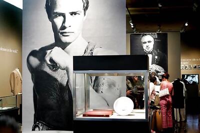 Warhol silkscreen of Brando may snag $20 mn