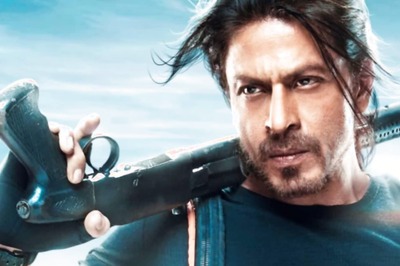 Twitter User Points Out 'GPS' Blunder in SRK's 'Pathaan', Fans Ask Him to 'Chill'