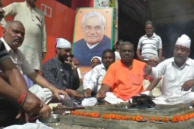 BJP Workers in Kanpur Perform 'Havan' for Atal Bihari Vajpayee's Well-Being