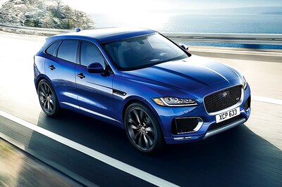 Jaguar F-Pace Wins World Car of the Year at 2017 New York Auto Show