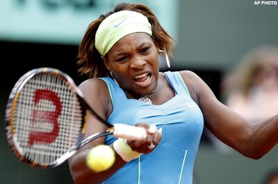 Serena survives scare at French Open