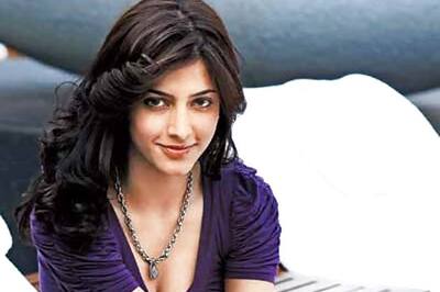 Shruti Haasan to replace Tamannah in 'Aagadu'?