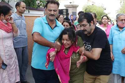 Protests in J&K After Kashmiri Pandit's Killing, Community Threatens to Resign En Masse