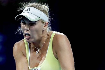 Wozniacki loses in 1st round at Brisbane