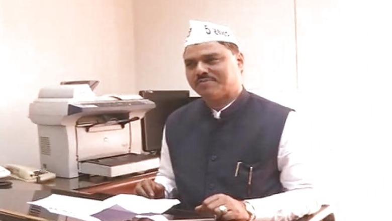 Delhi Court extends police custody of former Delhi law minister Jitender Singh Tomar by 2 days