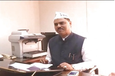 Delhi Court extends police custody of former Delhi law minister Jitender Singh Tomar by 2 days
