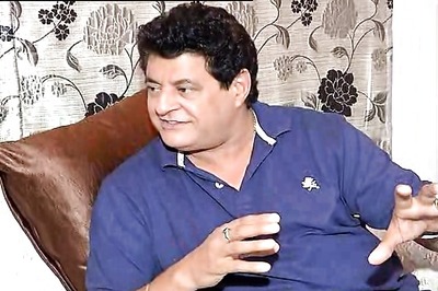 FTII students warn of indefinite strike against Gajendra Chouhan's appointment