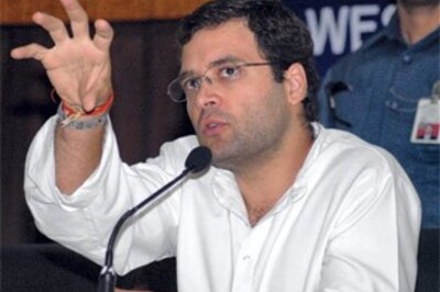 Rahul's surprise visit to UP raises Maya's hackles