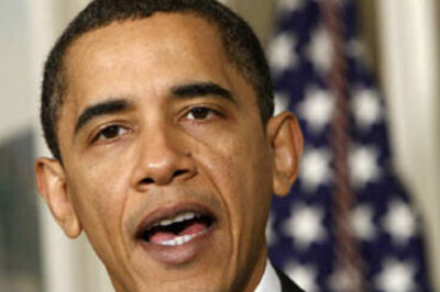 Obama vows hunt for failed plane attack's backers