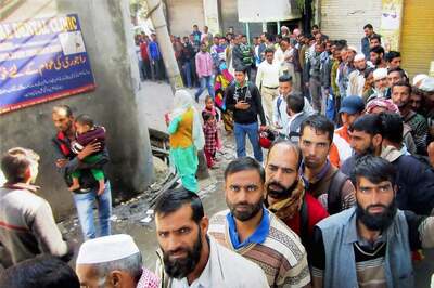 I-T Department Sends Notices to Those Depositing Huge Cash