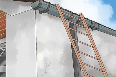 How to Clean Aluminum Gutters
